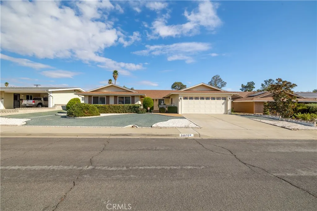 28670 Portsmouth, Menifee, California 92586 home-pic-37