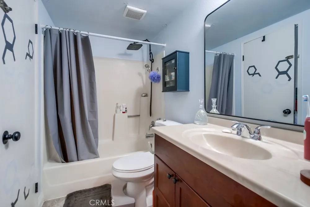 1059 Shadowridge Drive 1, Vista, California 92081 home-pic-19