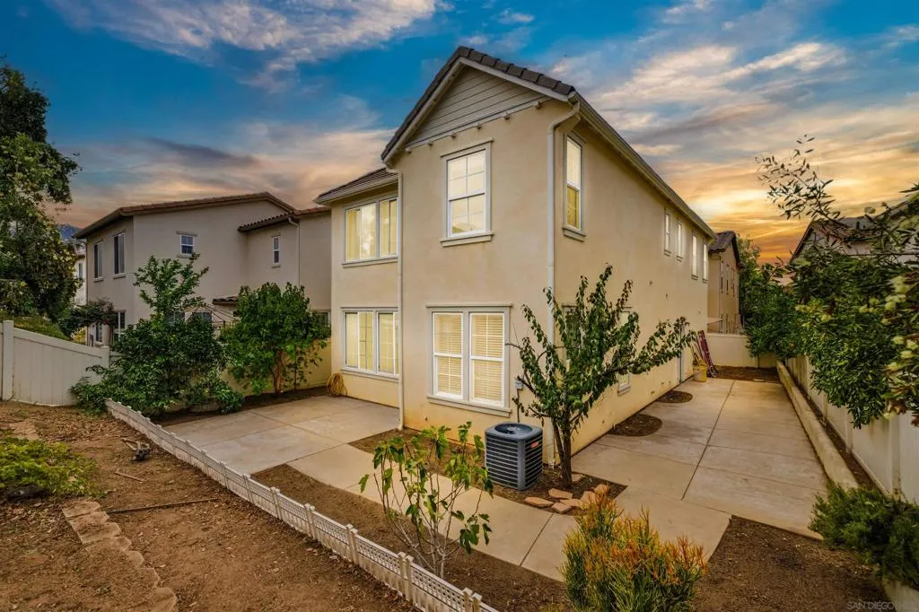 31889 Red Pine Way, Temecula, California 92592 home-pic-17