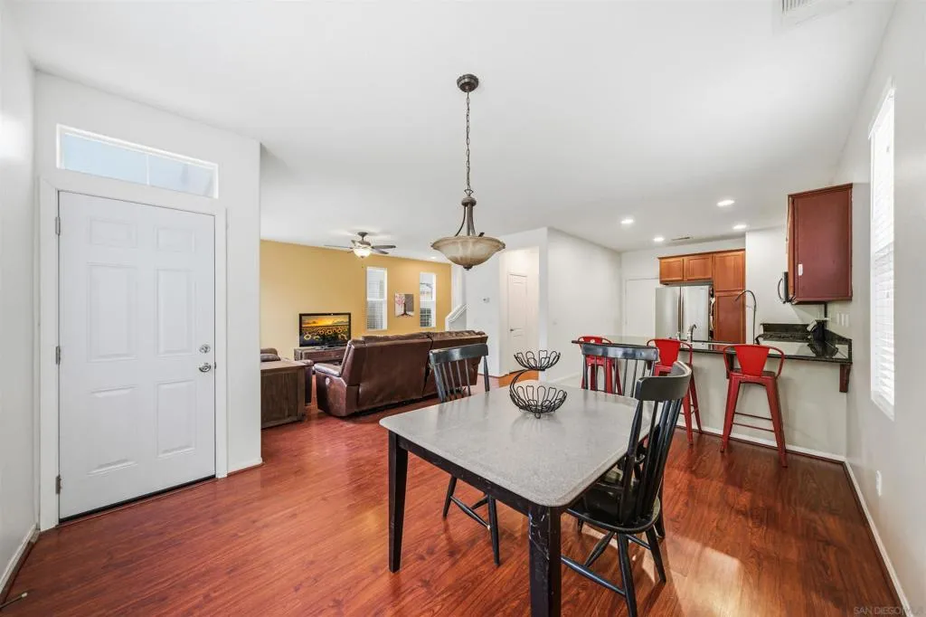 31889 Red Pine Way, Temecula, California 92592 home-pic-4
