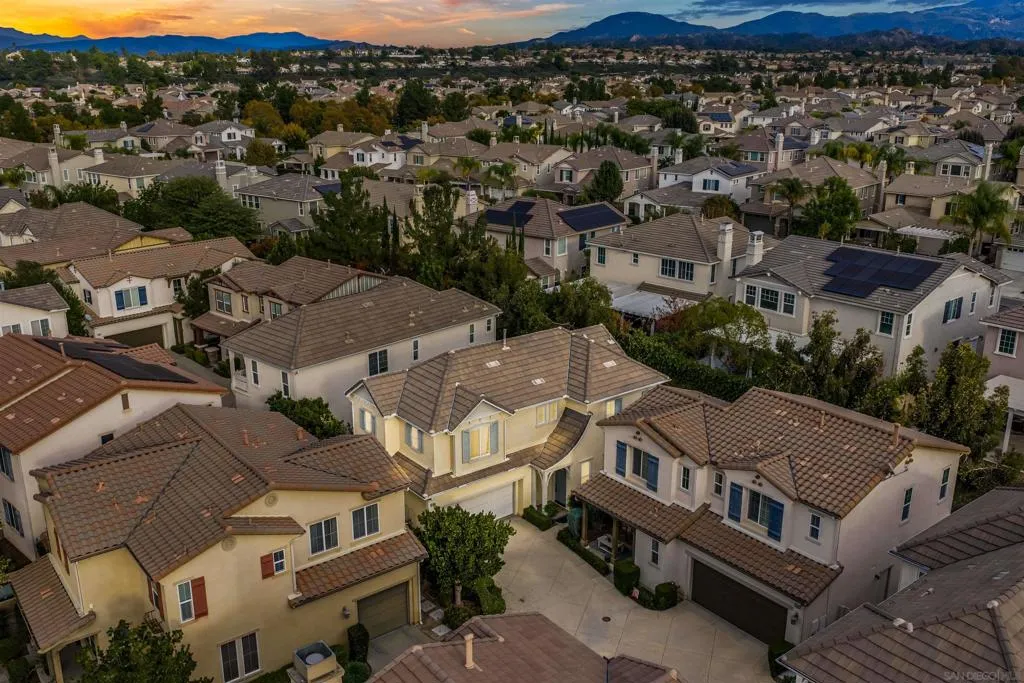 31889 Red Pine Way, Temecula, California 92592 home-pic-22
