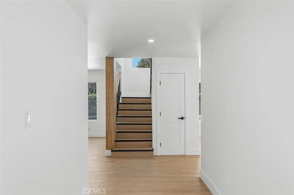 20401 Allport, Huntington Beach, California 92646 home-pic-12