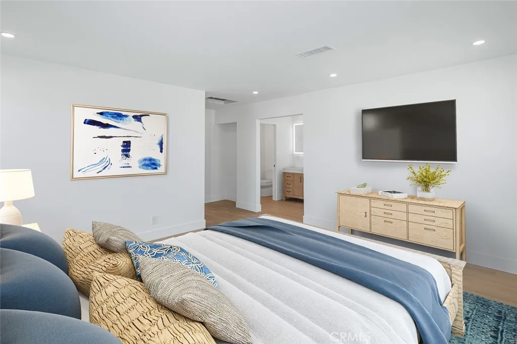 20401 Allport, Huntington Beach, California 92646 home-pic-15