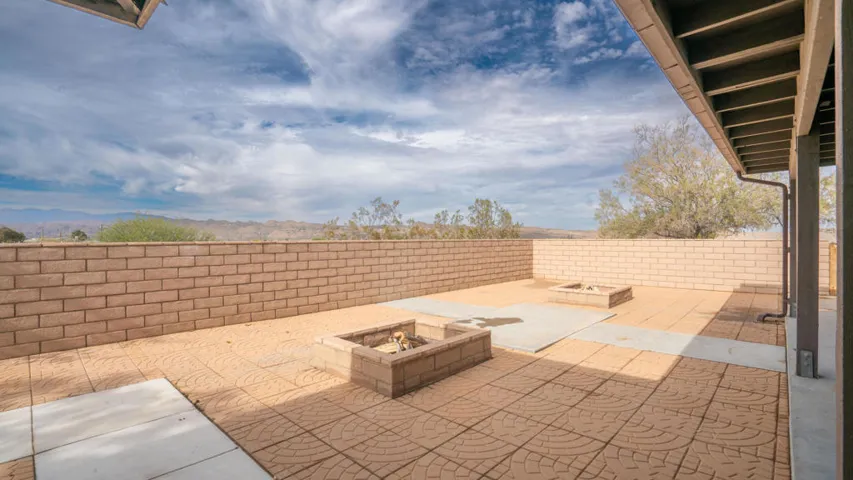 Rear courtyard firepits