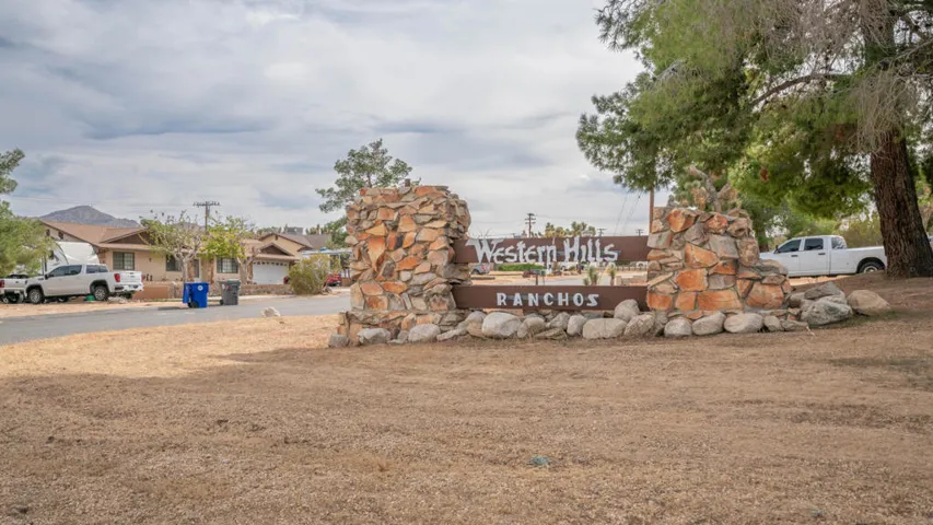 Western hills ranchos