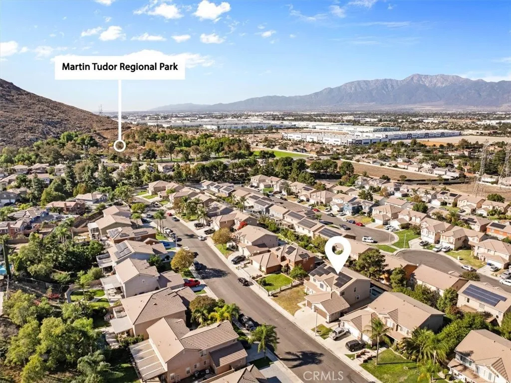 17060 La Vida Court, Fontana, California 92337 home-pic-41