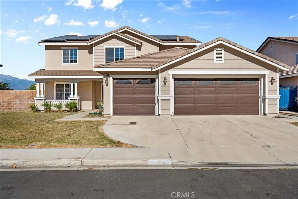 17060 La Vida Court, Fontana, California 92337 home-pic-2