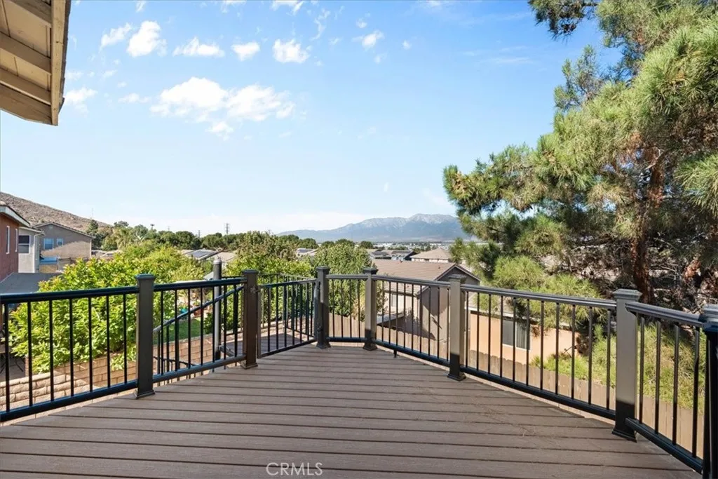 17060 La Vida Court, Fontana, California 92337 home-pic-29