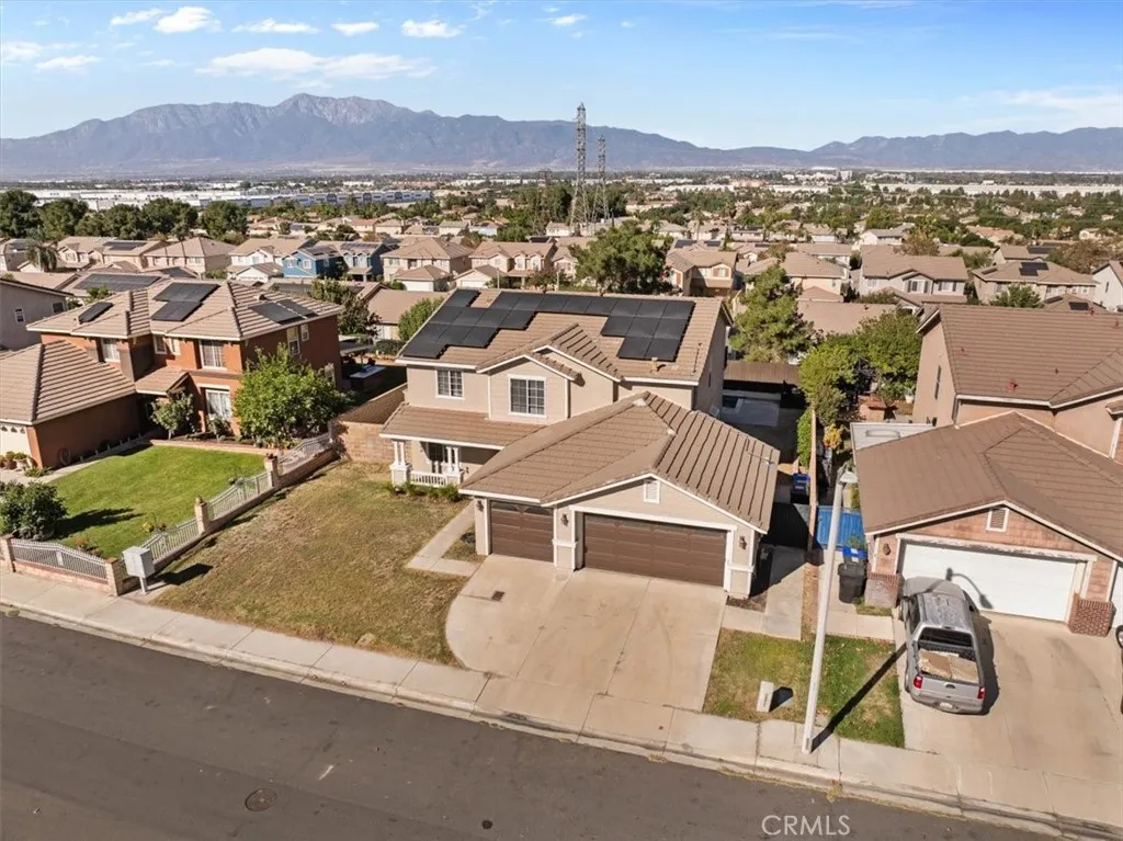17060 La Vida Court, Fontana, California 92337 home-pic-37
