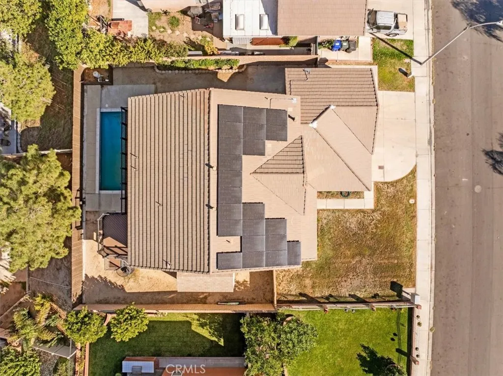17060 La Vida Court, Fontana, California 92337 home-pic-39