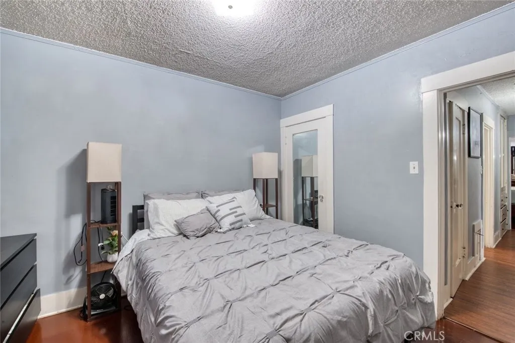 3982 S Gramercy, Los Angeles, California 90062 home-pic-4
