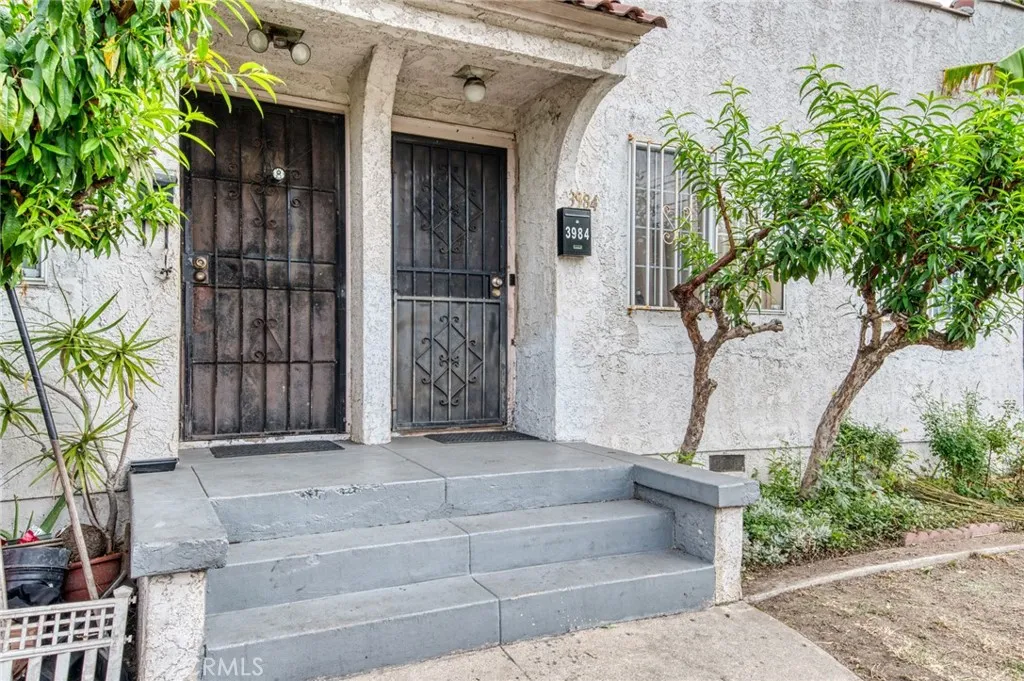 3982 S Gramercy, Los Angeles, California 90062 home-pic-7