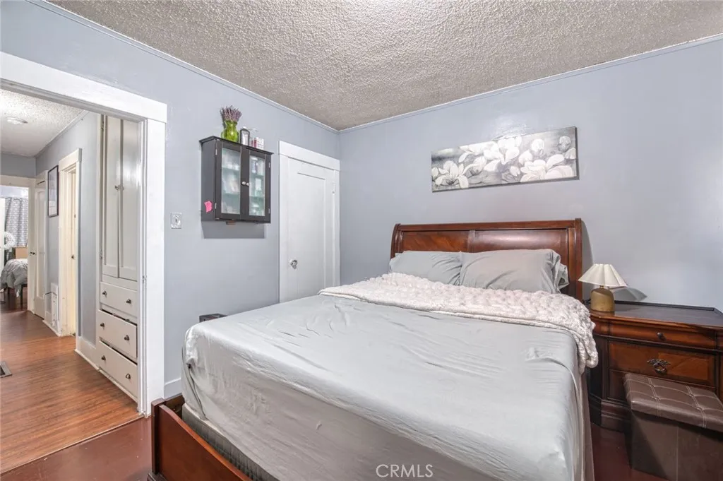 3982 S Gramercy, Los Angeles, California 90062 home-pic-5
