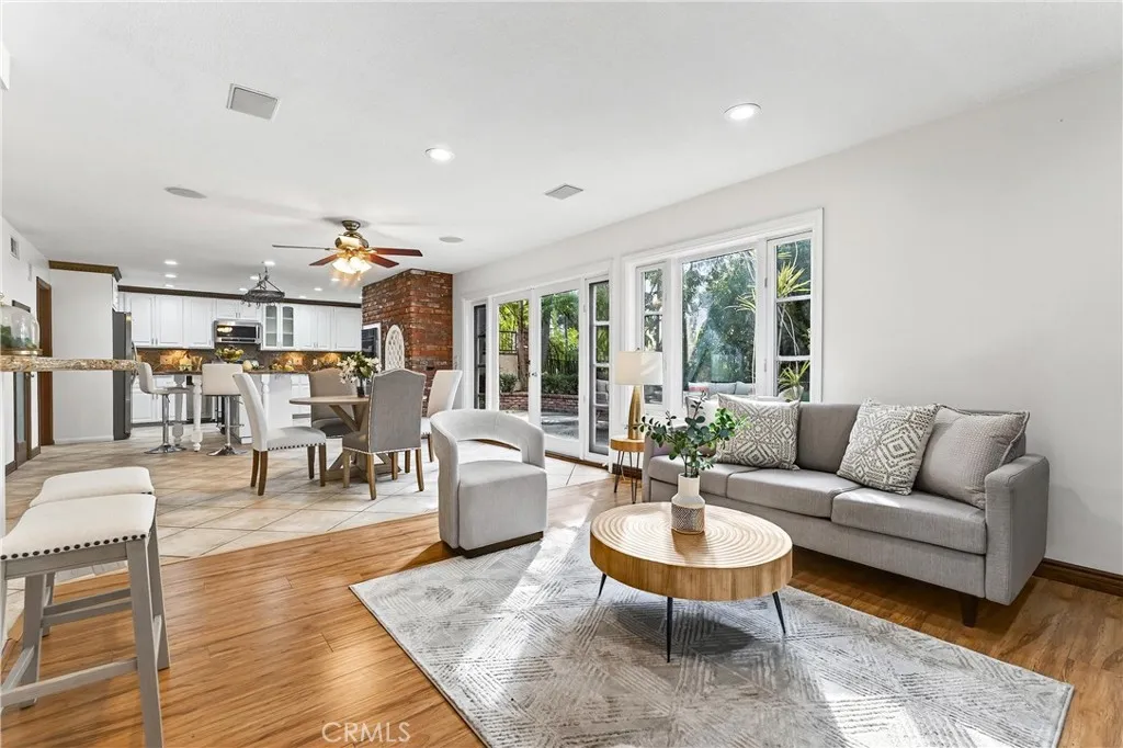 663 Lausinda Avenue, Long Beach, California 90803 home-pic-10