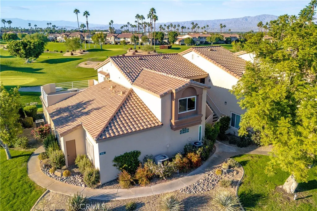 78223 Scarlet Court, La Quinta, California 92253 home-pic-5