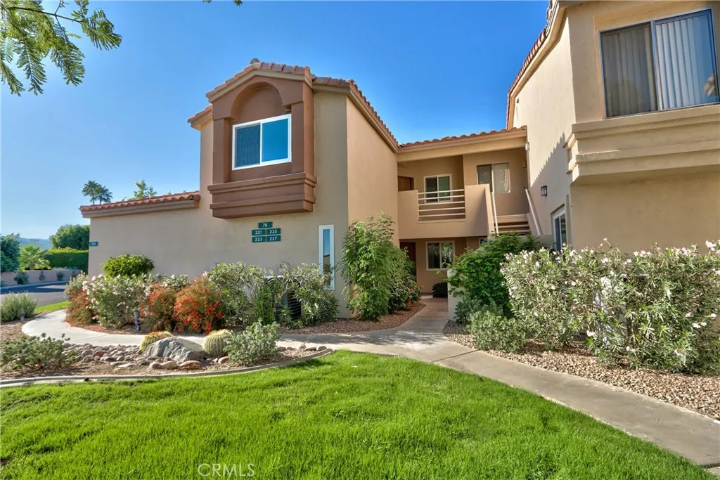 78223 Scarlet Court, La Quinta, California 92253 home-pic-1