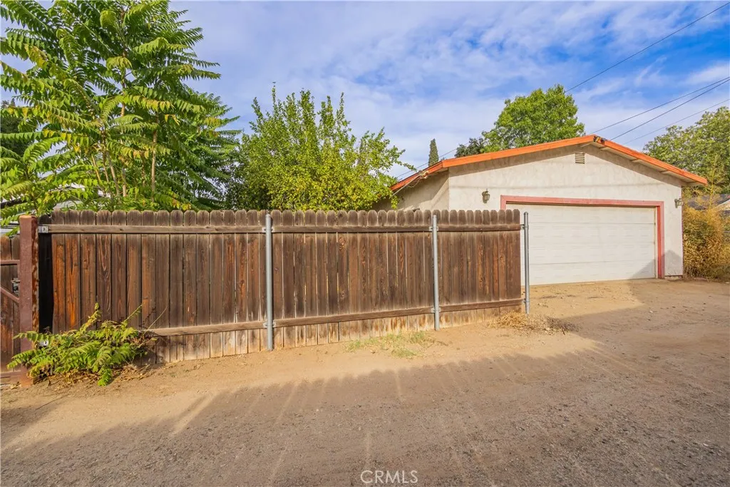 4008 Bandini, Riverside, California 92506 home-pic-40