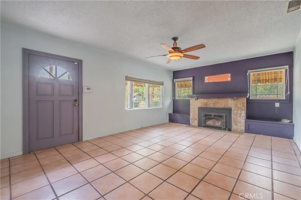 4008 Bandini, Riverside, California 92506 home-pic-10