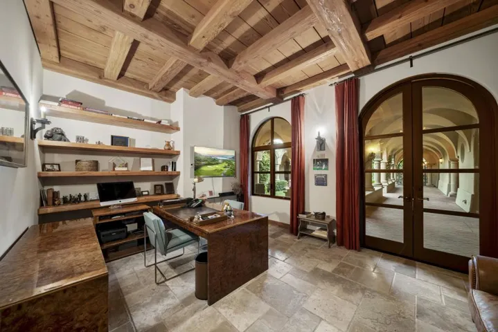 49518 HIDDEN VALLEY TRAIL 64