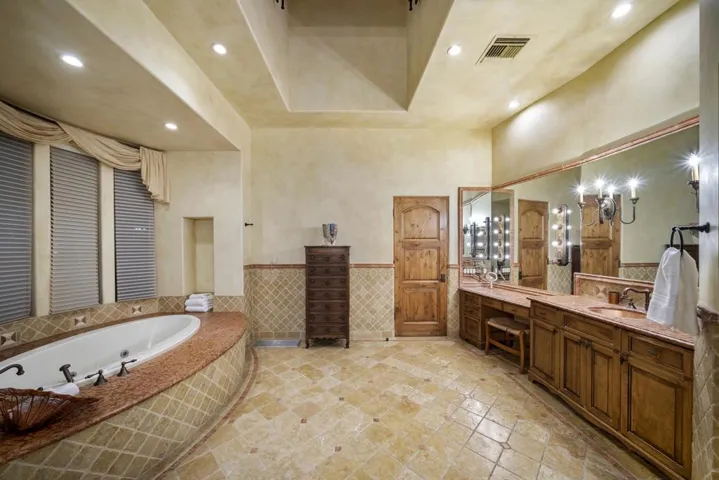 49518 HIDDEN VALLEY TRAIL 50