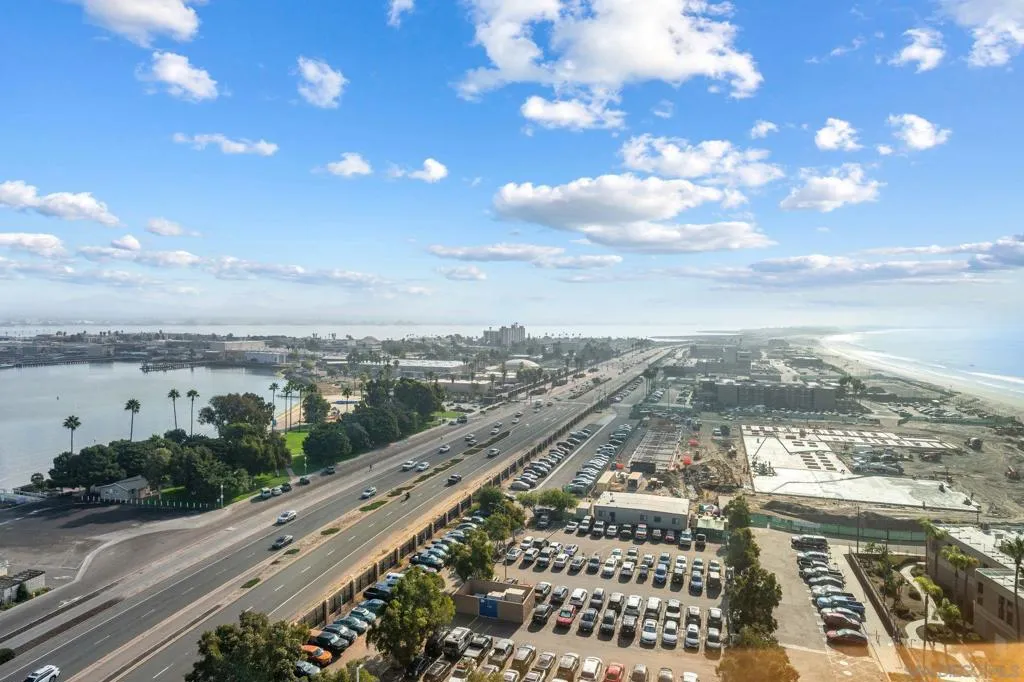 1820 Avenida Del Mundo 1504, Coronado, California 92118 home-pic-29