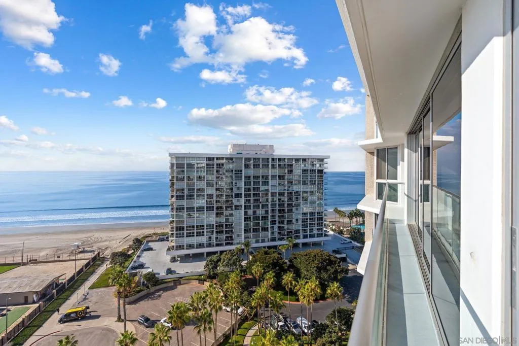 1820 Avenida Del Mundo 1504, Coronado, California 92118 home-pic-32