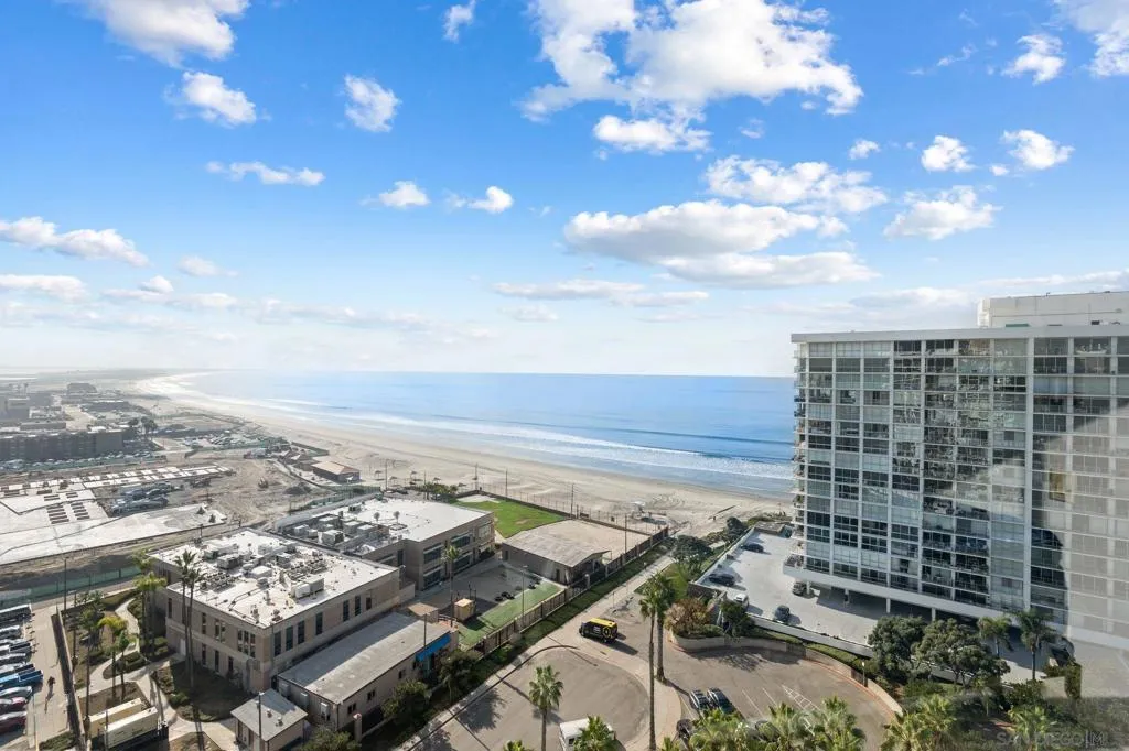 1820 Avenida Del Mundo 1504, Coronado, California 92118 home-pic-30