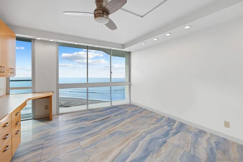 1820 Avenida Del Mundo 1504, Coronado, California 92118 home-pic-11