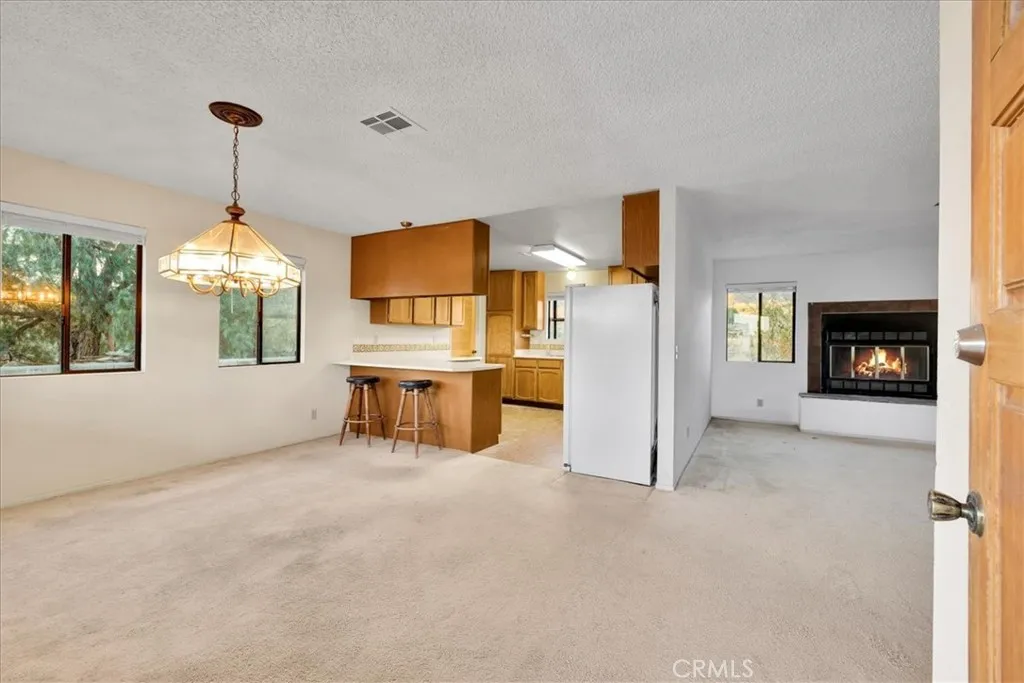 9467 N Star, Morongo Valley, California 92256 home-pic-5