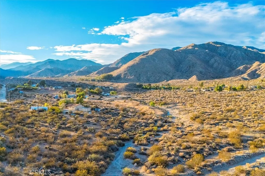 9467 N Star, Morongo Valley, California 92256 home-pic-49
