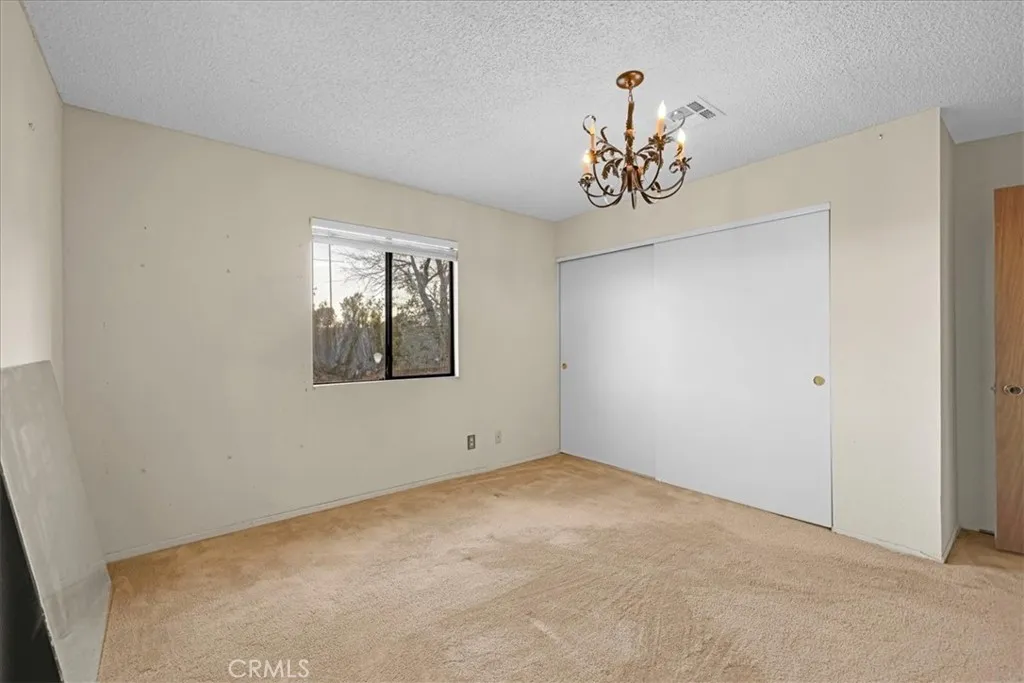 9467 N Star, Morongo Valley, California 92256 home-pic-25