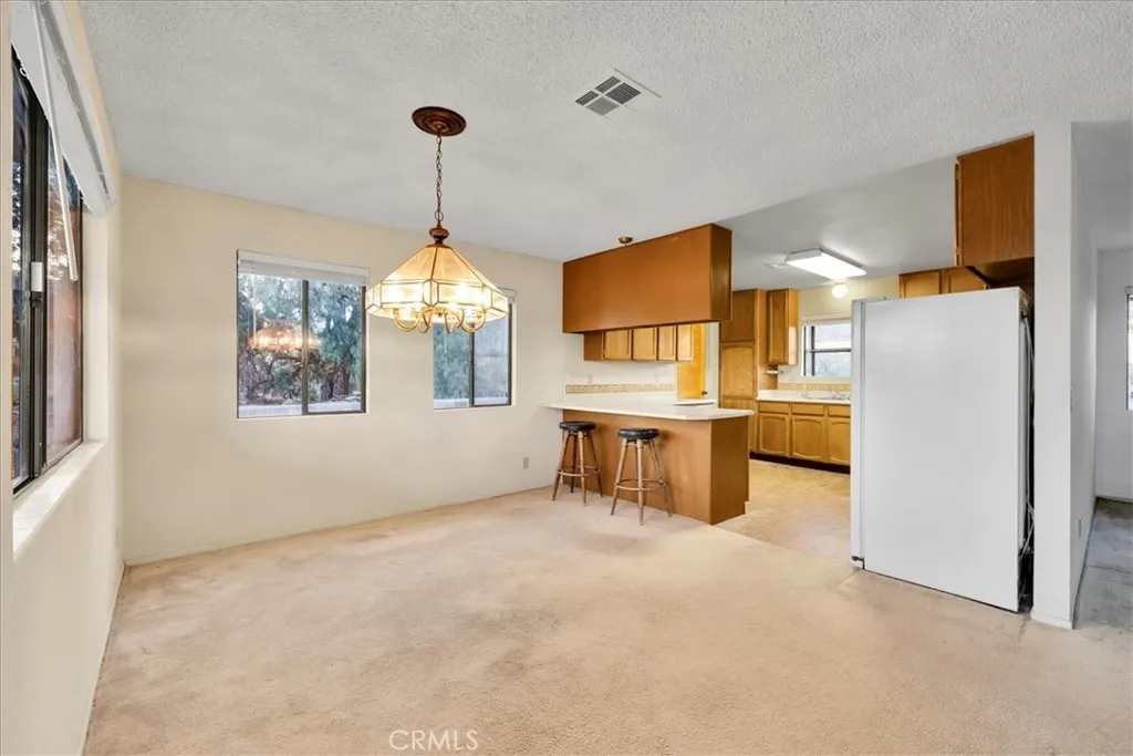 9467 N Star, Morongo Valley, California 92256 home-pic-6