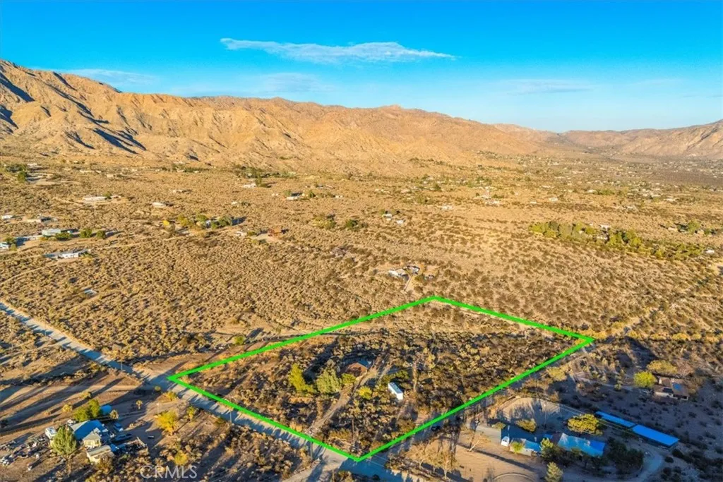 9467 N Star, Morongo Valley, California 92256 home-pic-53