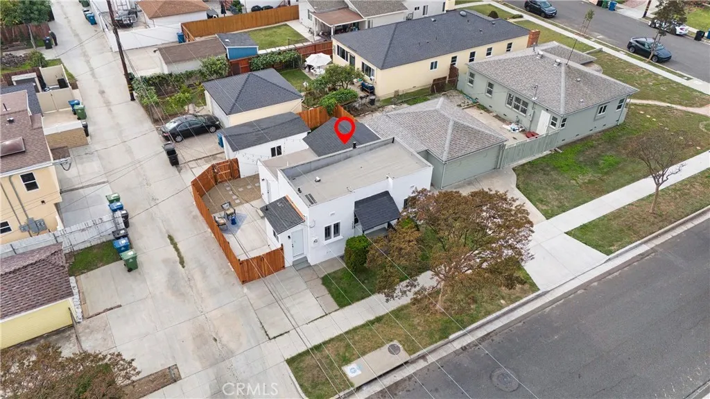 2560 Las Flores, Alhambra, California 91803 home-pic-17