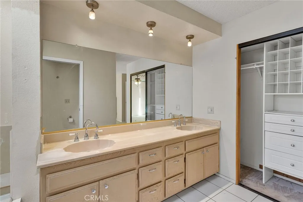 27325 Strawberry, Helendale, California 92342 home-pic-27