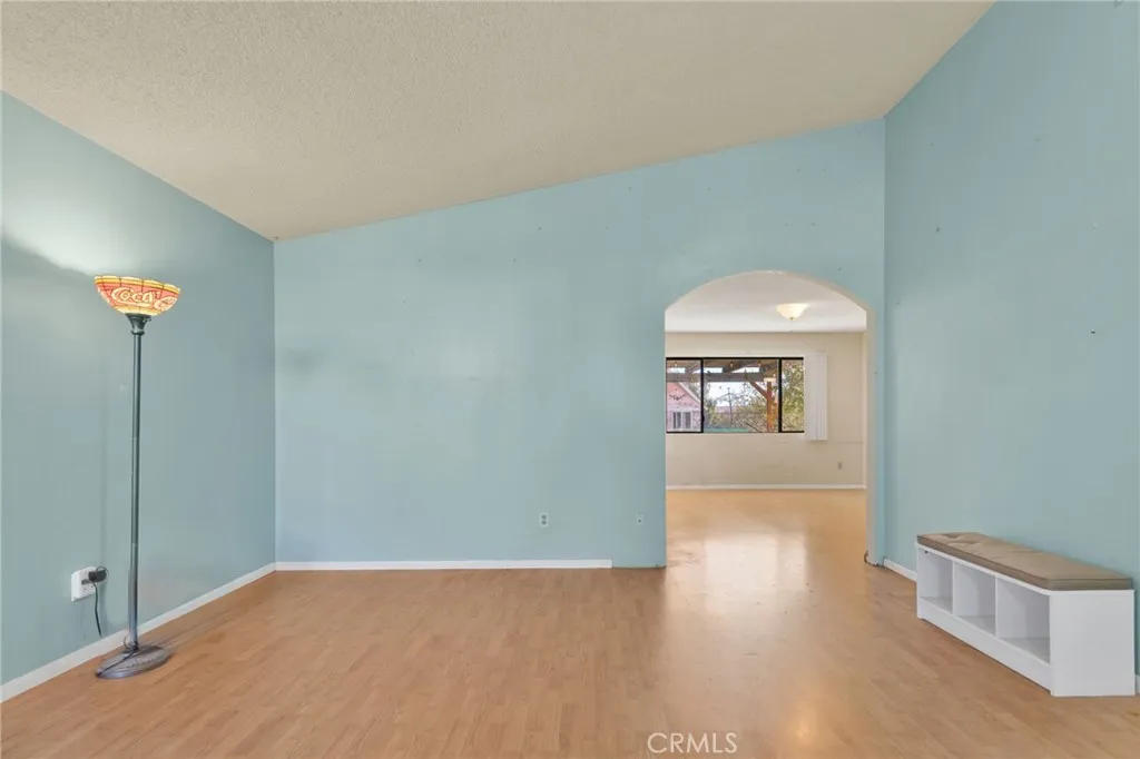 27325 Strawberry, Helendale, California 92342 home-pic-10