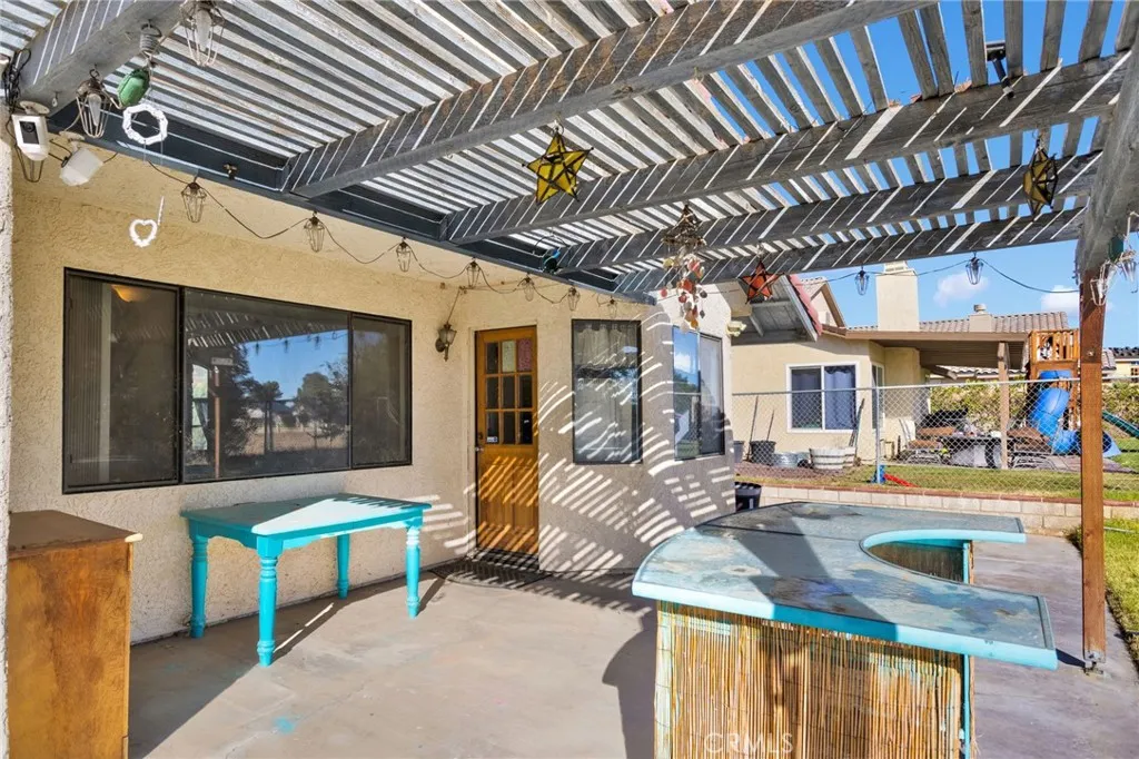 27325 Strawberry, Helendale, California 92342 home-pic-41
