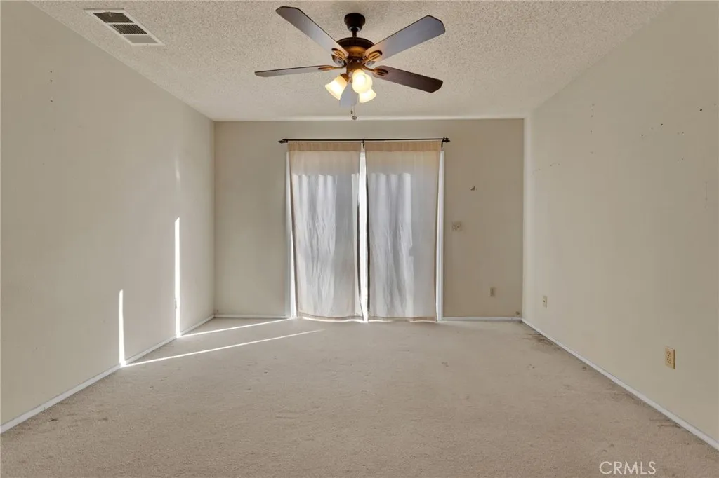 27325 Strawberry, Helendale, California 92342 home-pic-21