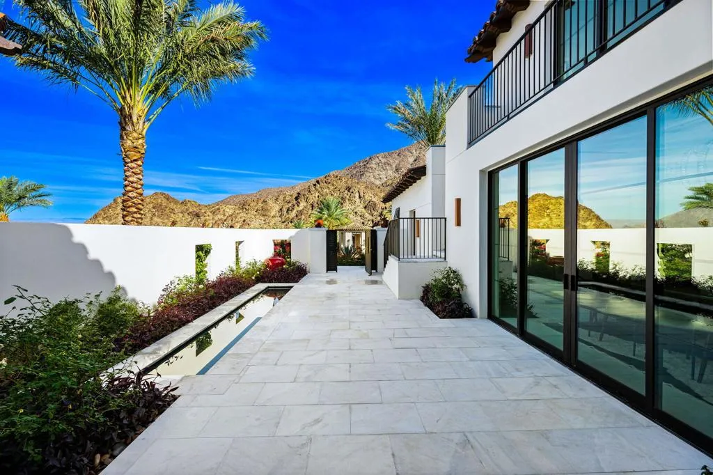 53985 Del Gato Drive, La Quinta, California 92253 home-pic-53