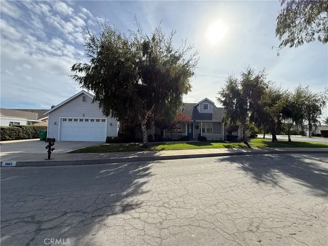 1602 Jonathan, Santa Maria, California 93454