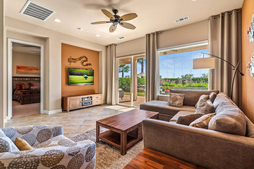81921 Corte Valdemoro, Indio, California 92203 home-pic-10