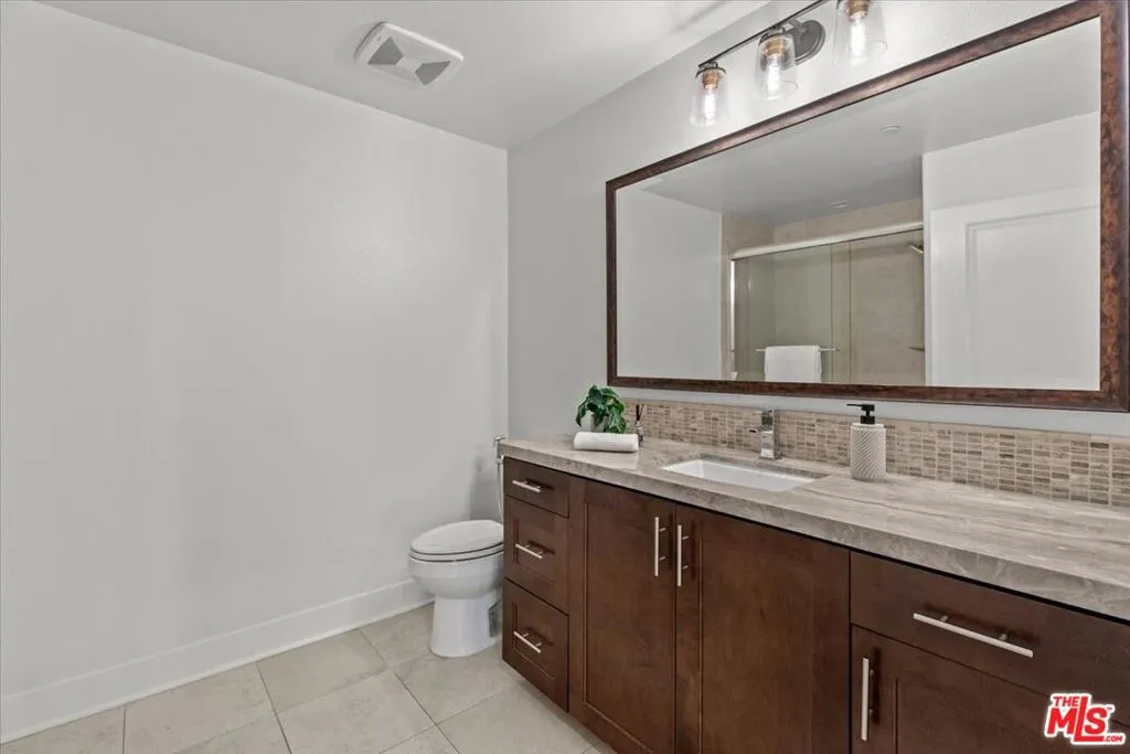 12871 Runway Road 2, Playa Vista, California 90094 home-pic-24