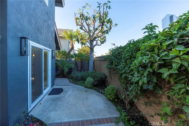 2750 Point Del Mar, Corona Del Mar, California 92625