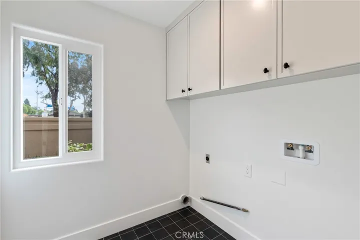 2750 Point Del Mar, Corona Del Mar, California 92625