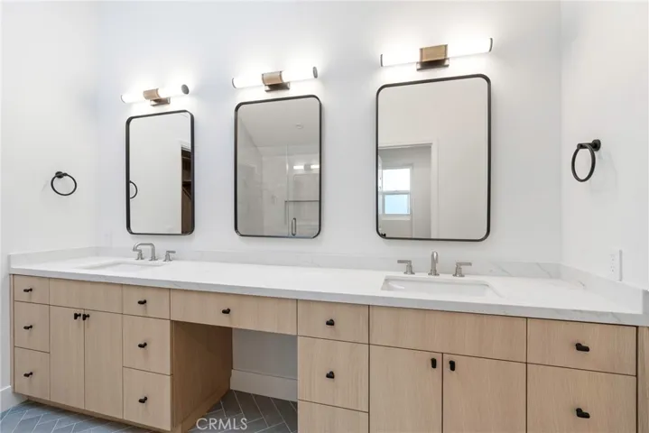 2750 Point Del Mar, Corona Del Mar, California 92625