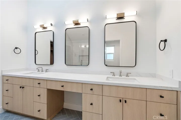 2750 Point Del Mar, Corona Del Mar, California 92625
