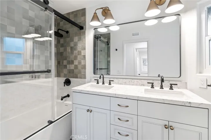 2750 Point Del Mar, Corona Del Mar, California 92625