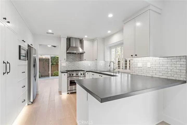 2750 Point Del Mar, Corona Del Mar, California 92625