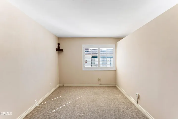 75 Poinsettia Gardens MLS-29