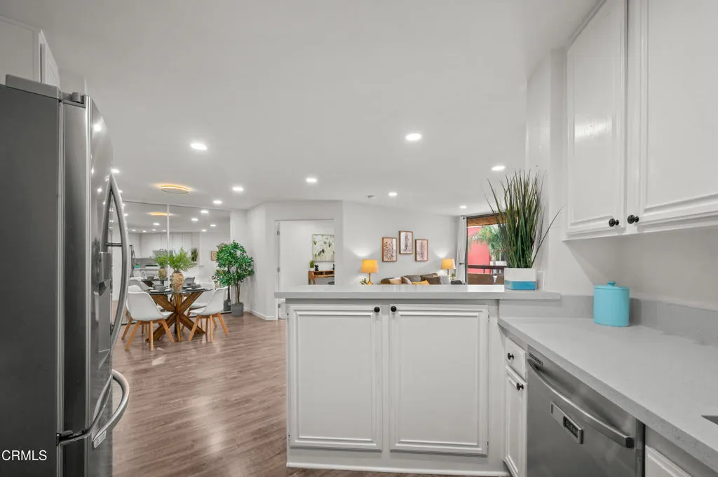 3961 Via Marisol 218, Los Angeles, California 90042 home-pic-12